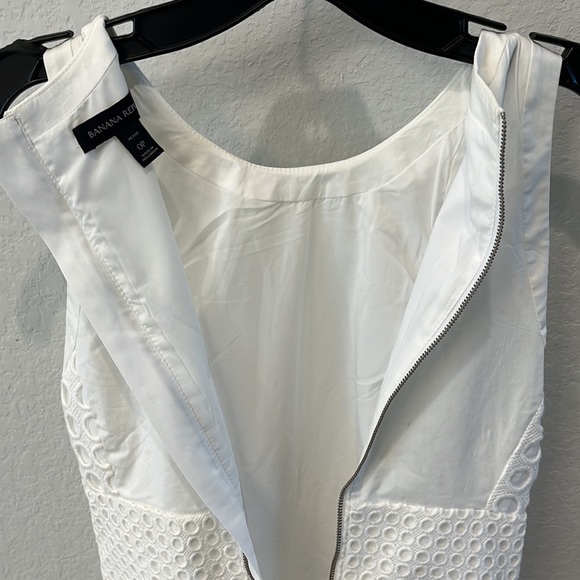 Banana Republic White Eyelet Sheath Size 0P - Picture 8 of 8